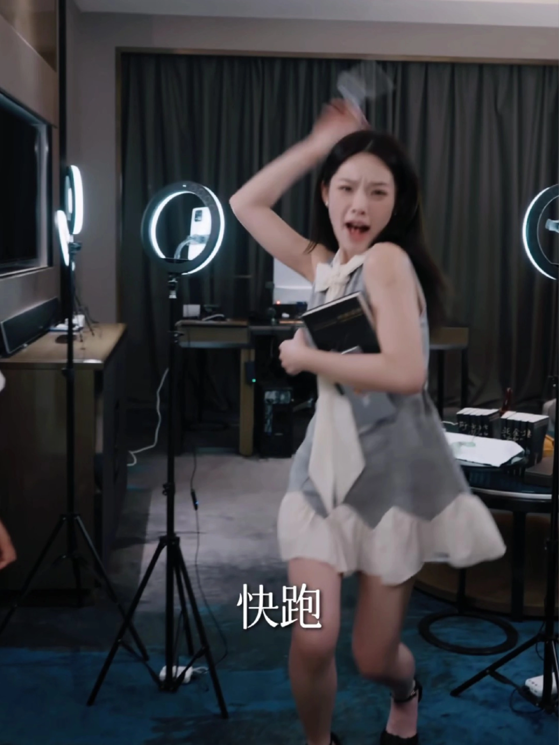 现在女生都这么猛了吗