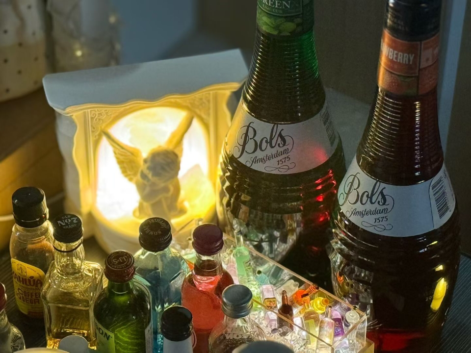 🍷| 酒吧怎么开在宿舍里啊！