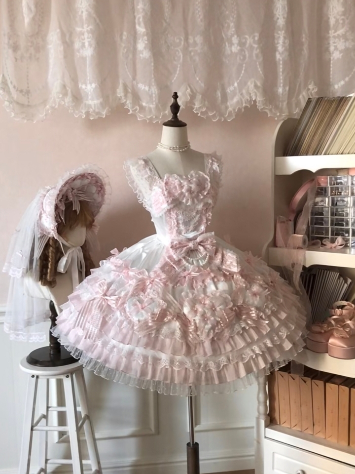 二选一啦，这两个颜色都好好看啊，真嘟非常心动这条，米米嘟  #lo #lolita #lo安利