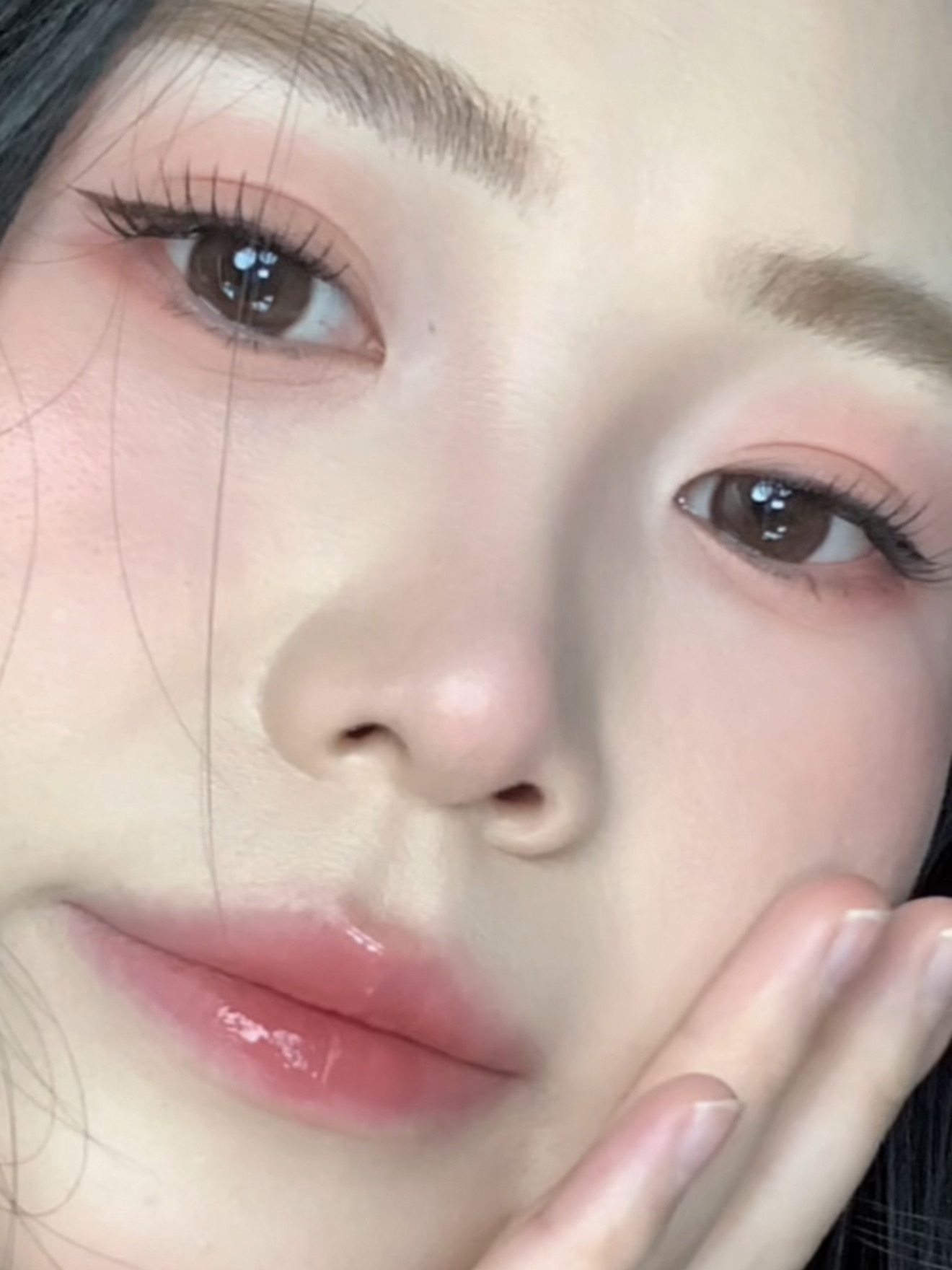 方圆脸｜秋冬木质感妆容