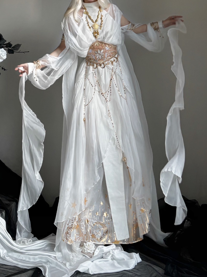 喜欢异域风情的小宝们有福啦，神的新娘再贩啦，真的很喜欢这一套，很有神秘特色呢#lolita #吃我一波lolita安利 #白日梦想家 #神的新娘