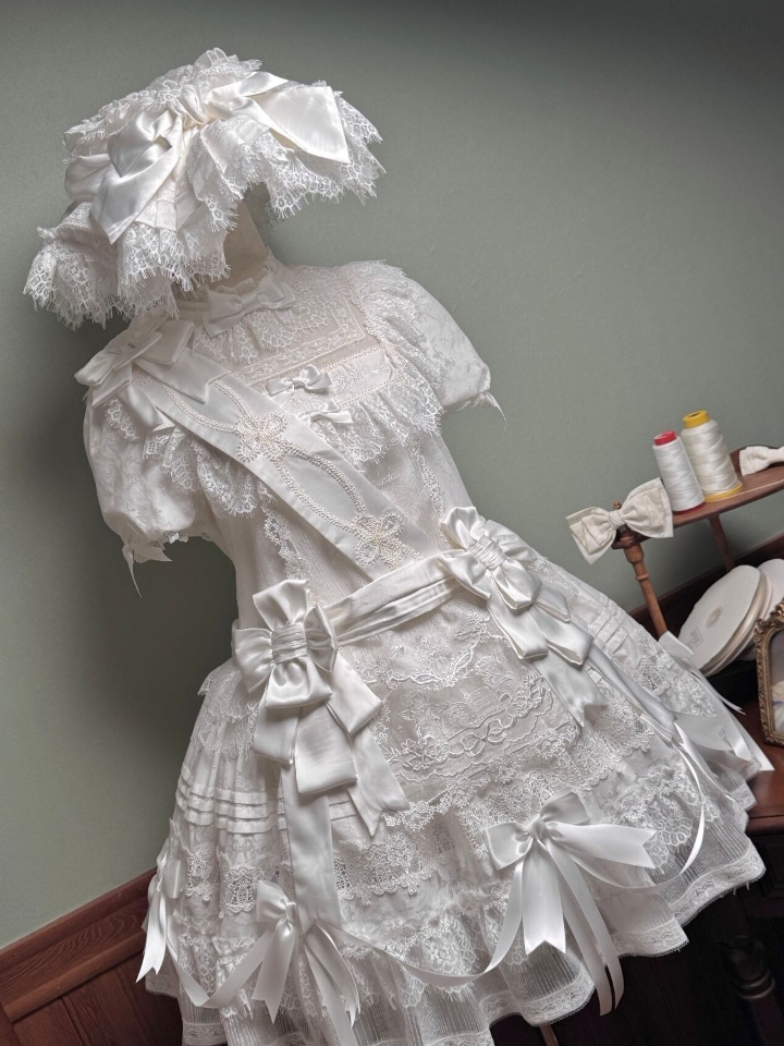 这个蓝白也是蛮好看的嘞嘞！！！老婆们都冲了哪个颜色哇 #lo#lo安利 #lolita