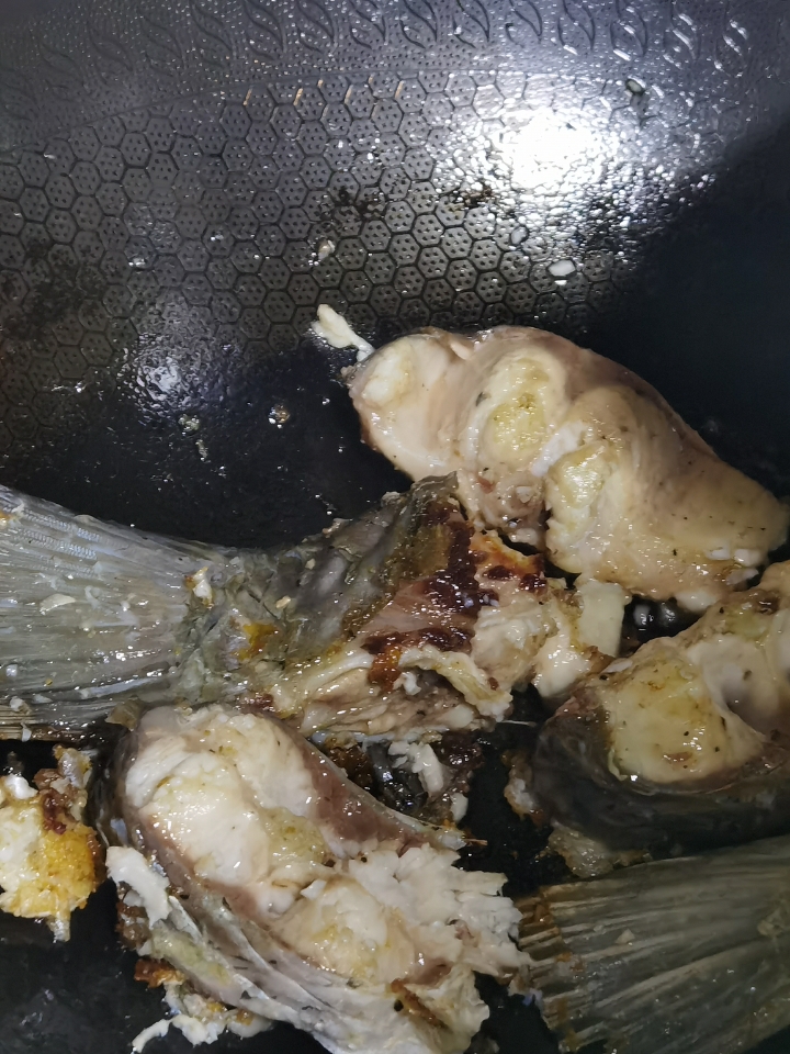 第一次认识老爹就是看的og送你入睡，那集是和大阳哥一起上的节目。永远记得他俩跳《为你一个人放弃整座城》，给我笑晕了哈哈哈哈哈哈，这首歌还给我洗脑了好几天