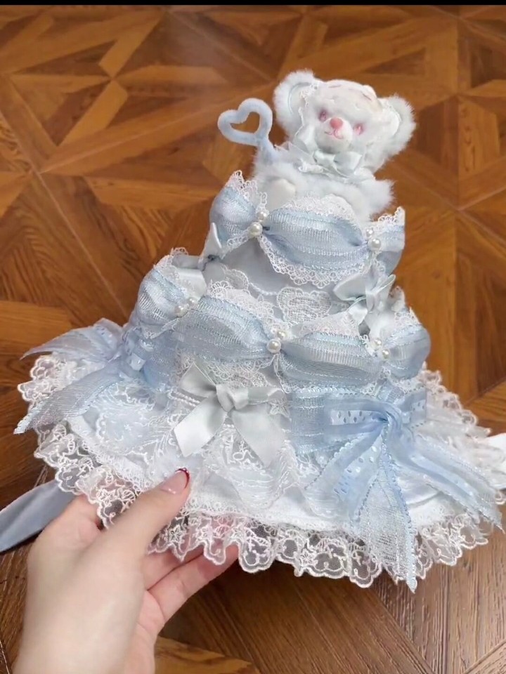 小物都这么精致，我真恨我自己没有钱可以all  in，真的好喜欢，忍痛冲大全套了 #lo#lolita#lo安利