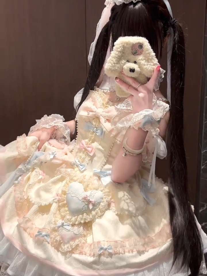 姐妹们最近都冲了什么小裙子啊，有些心动这个马卡龙甜心