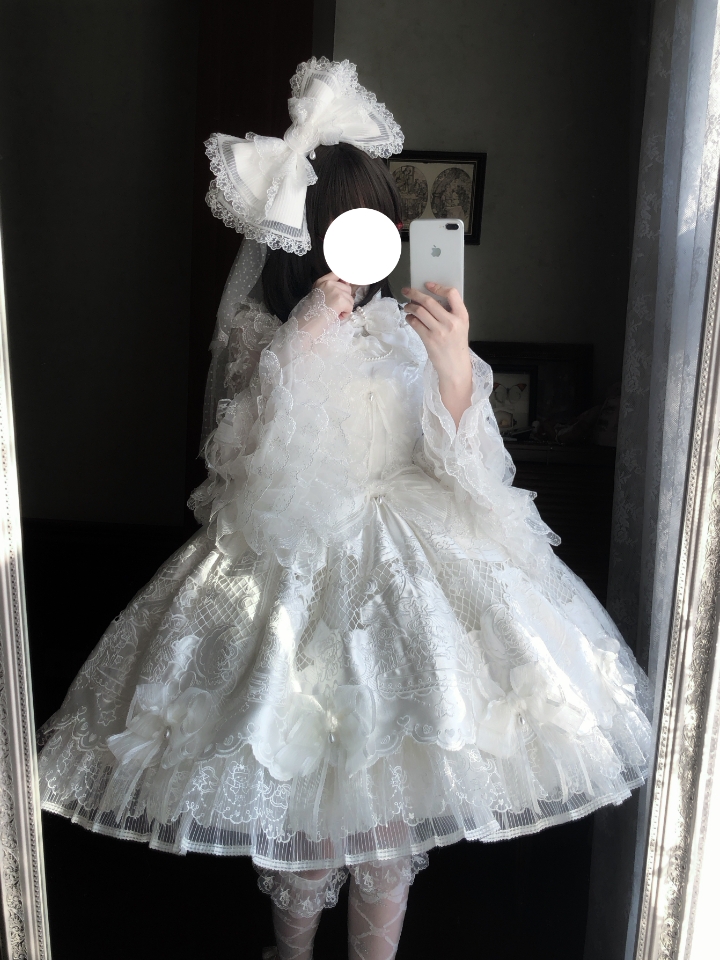 这也太温柔了，感觉直接把浪漫焊在身上了