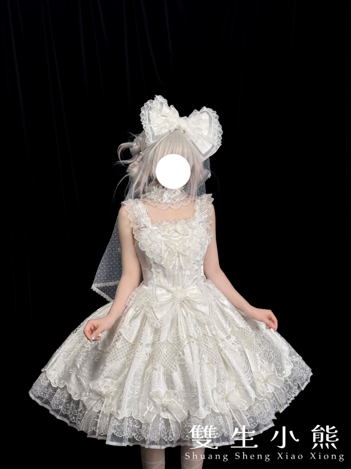 这种清冷氛围感！感觉谁穿谁好看～