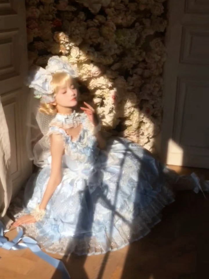 阳光洒落下有着童话般氛围