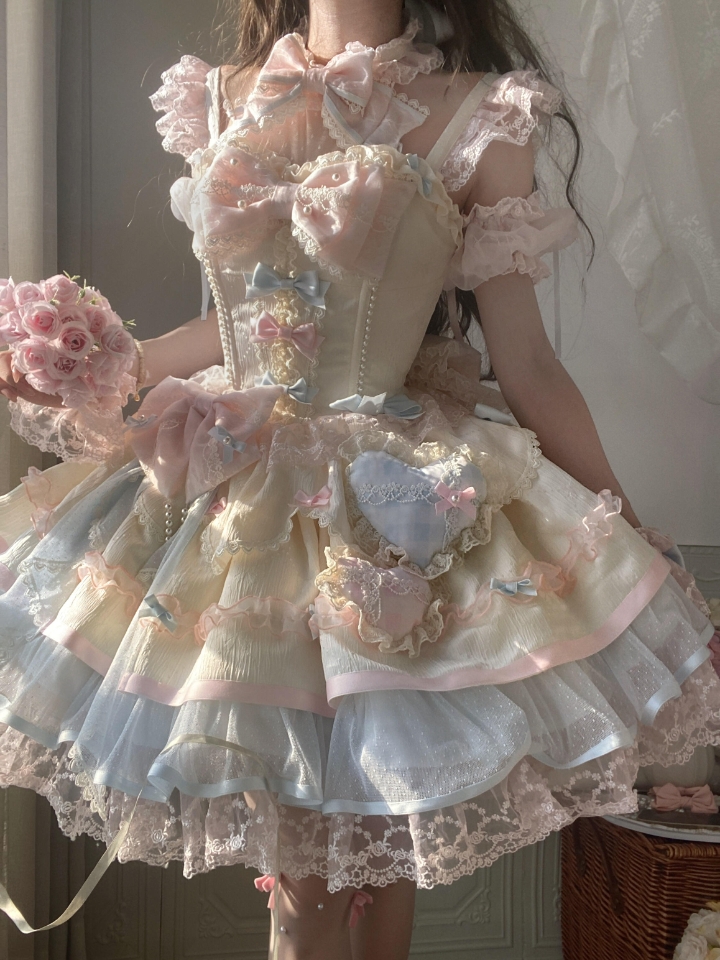 最近真的超爱这种小甜裙啊，种草了马卡龙甜心，姐妹们还有没有类似的推荐