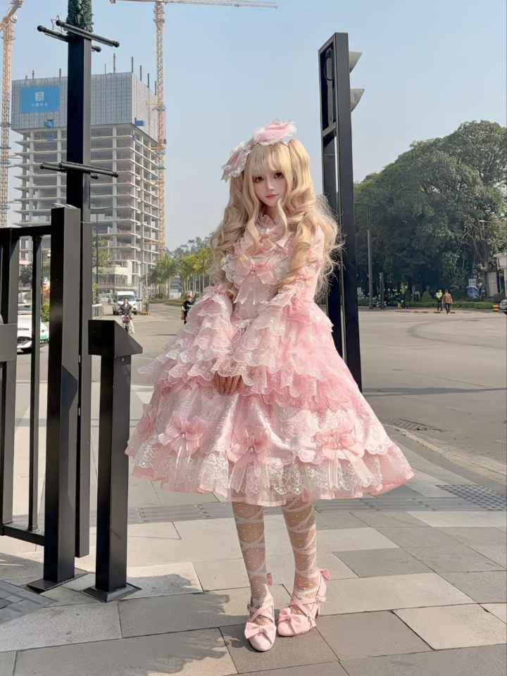 银河下的约定这个袖口设计好灵动呀，像层层叠叠的花瓣温柔又漂酿hhh