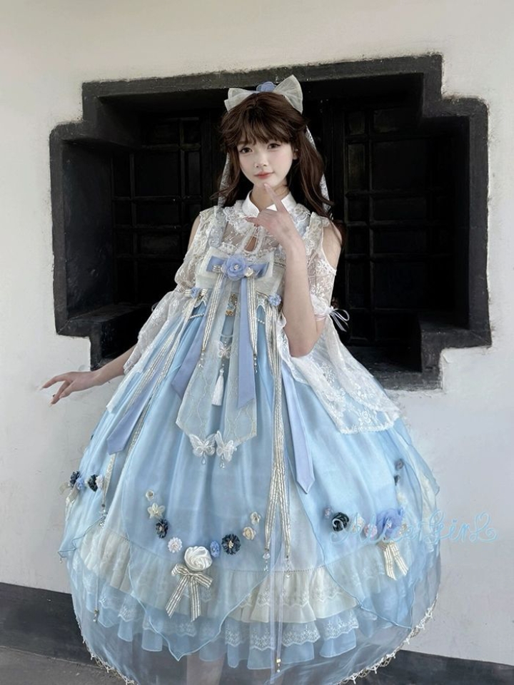 老婆们的蝶语都冲了官配嘛还是，他家内搭也好好看啊，一套下来真的好甜