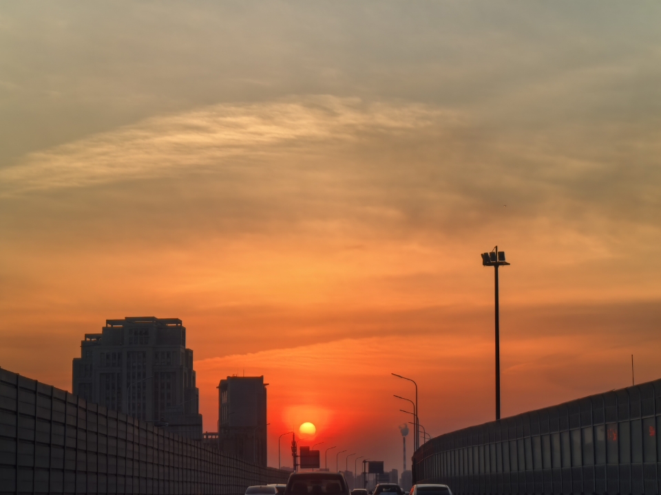 “傍晚的日落是我最低成本的快乐”