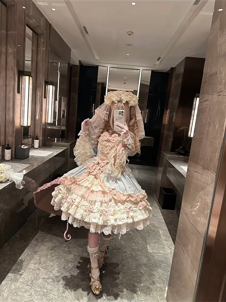 草莓缎带姐妹们都冲了什么颜色啊，感觉这个蓝粉色好甜呀