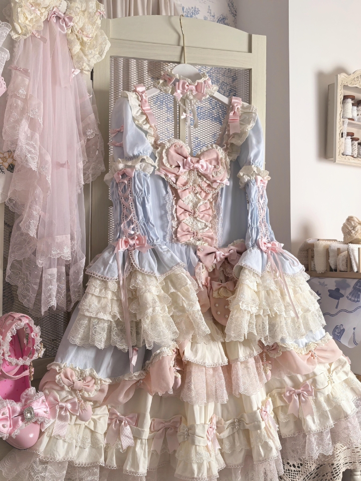 姐妹们谁懂啊，直接就被这组挂拍图种草了，蓝粉配色好甜