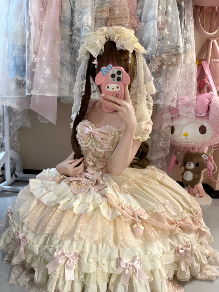 蹲蹲梦孚子家的这条！！这个配色在搭配绶带真的很有古早感啦 #lo#lolita #lo安利