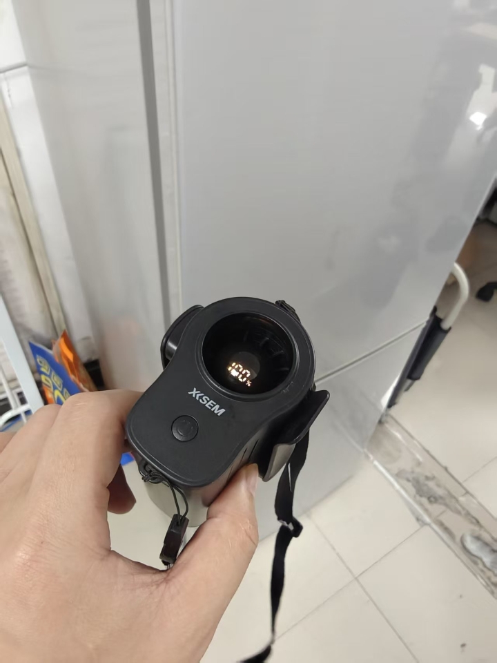 可以随身携带的挂腰小风扇！