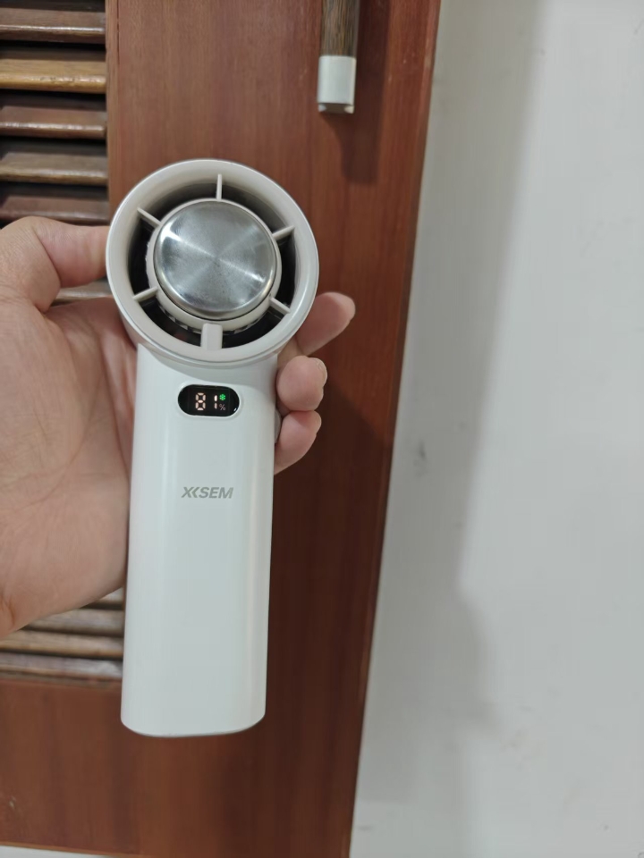 好用到不想换的手持小风扇！