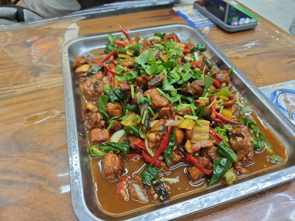 小巷子炒鸡 美味！