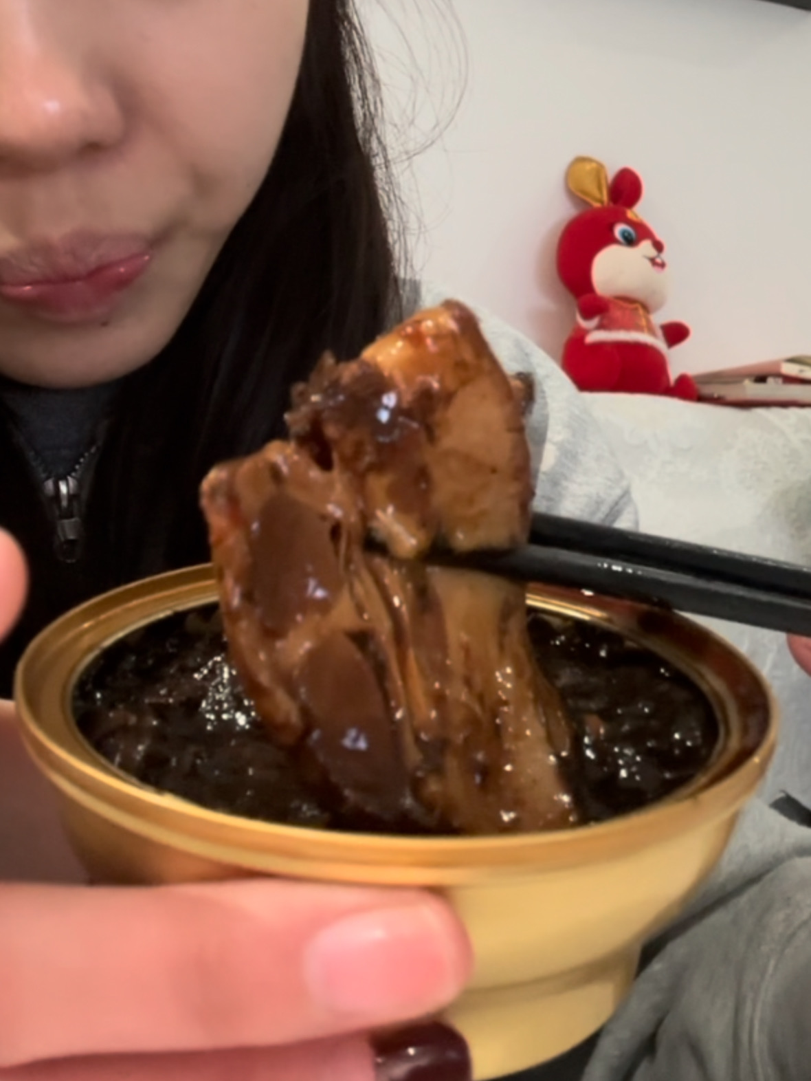 拼朵朵！找到好多好吃的！软糯梅菜扣肉！