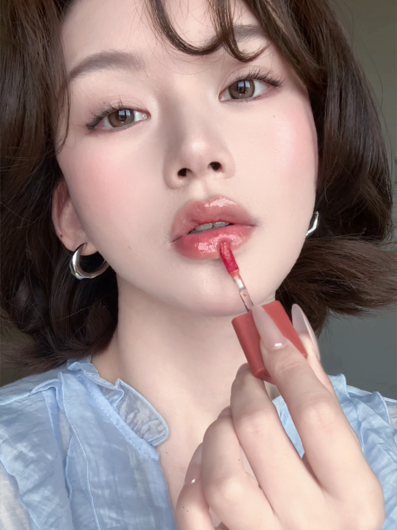 春日韩女感唇妆🍑嫩到掐出水