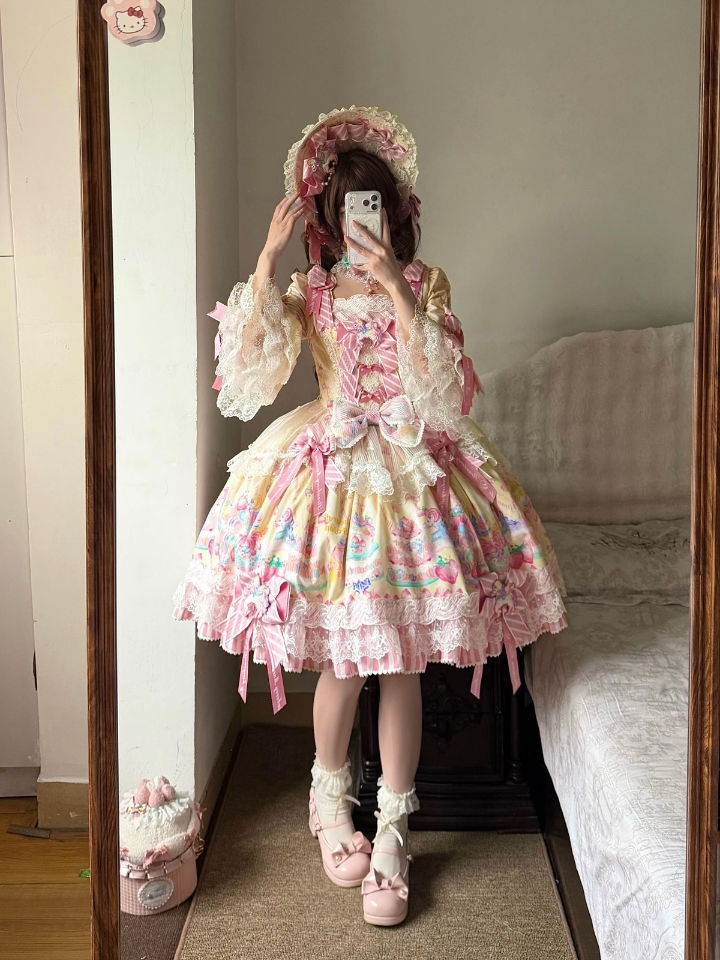 好喜欢这个粉黄的配色，柄图也是甜甜的，是俺喜欢这个类型 #lolita #lo #lo安利