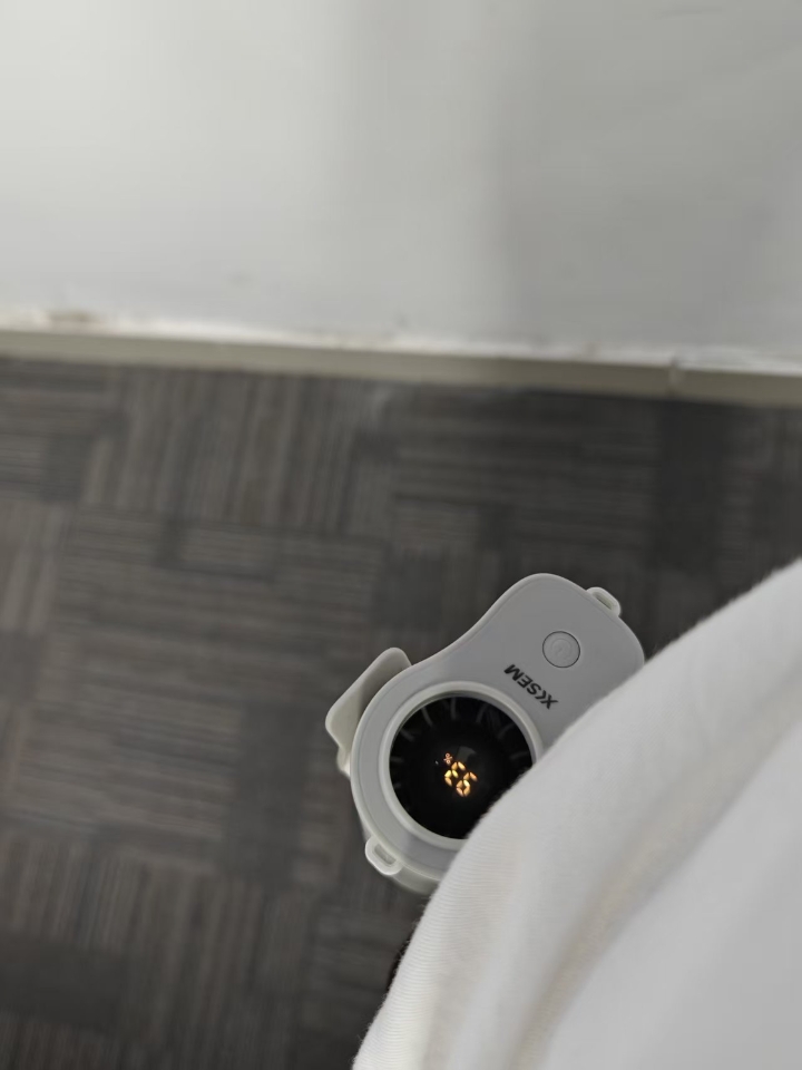 这哪是风扇啊，简直就是行走的小空调啊！