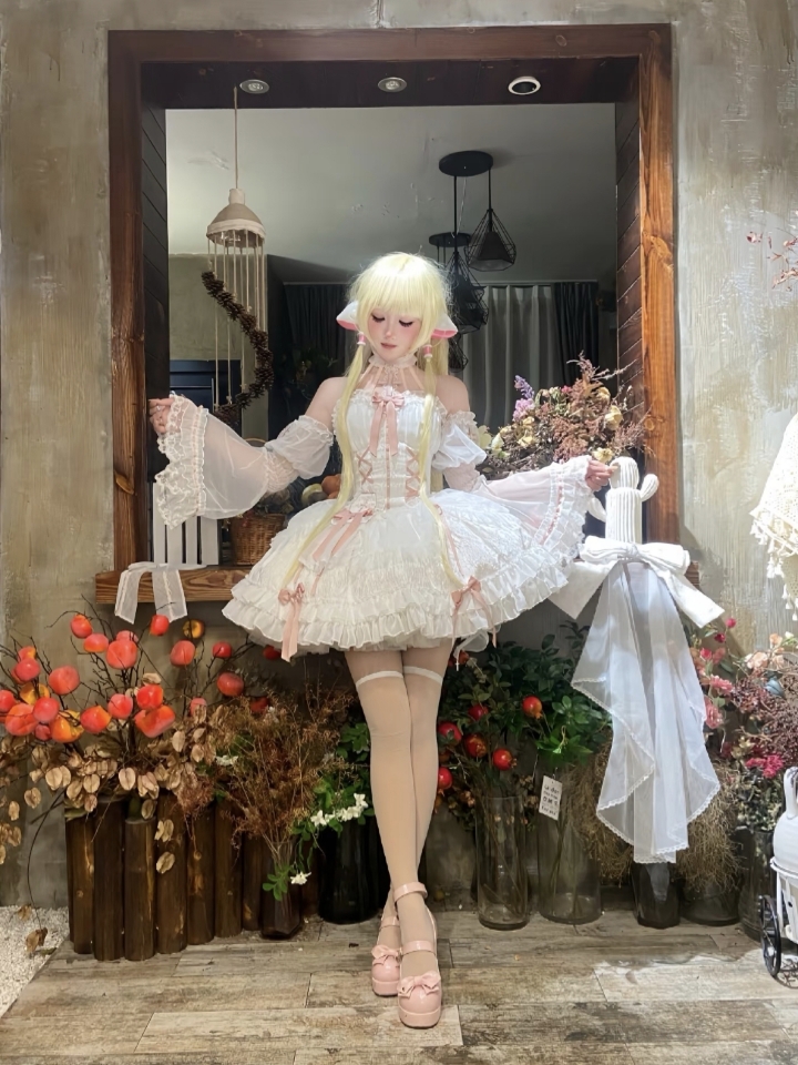 白粉色十字姬真的一下就让我想到了小叽