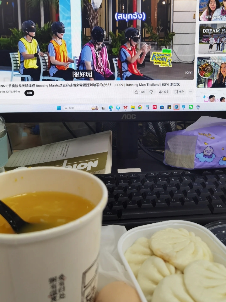 解释一下🐔的海外流程：金主对接，金主出机酒成本出台费，卖票，🎫额超过成本金主挣钱，不超过金主亏钱。。。🐔有没有损失。。。我看了不太火的cp巡的时候100人的场子都能开[笑哭R][笑哭R][笑哭R]