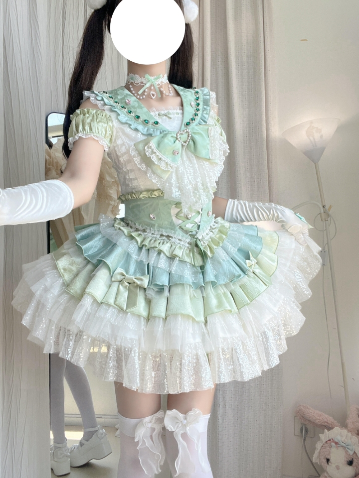好美的打歌服啊，未知星域家的启明星，一下就戳中了我的心巴