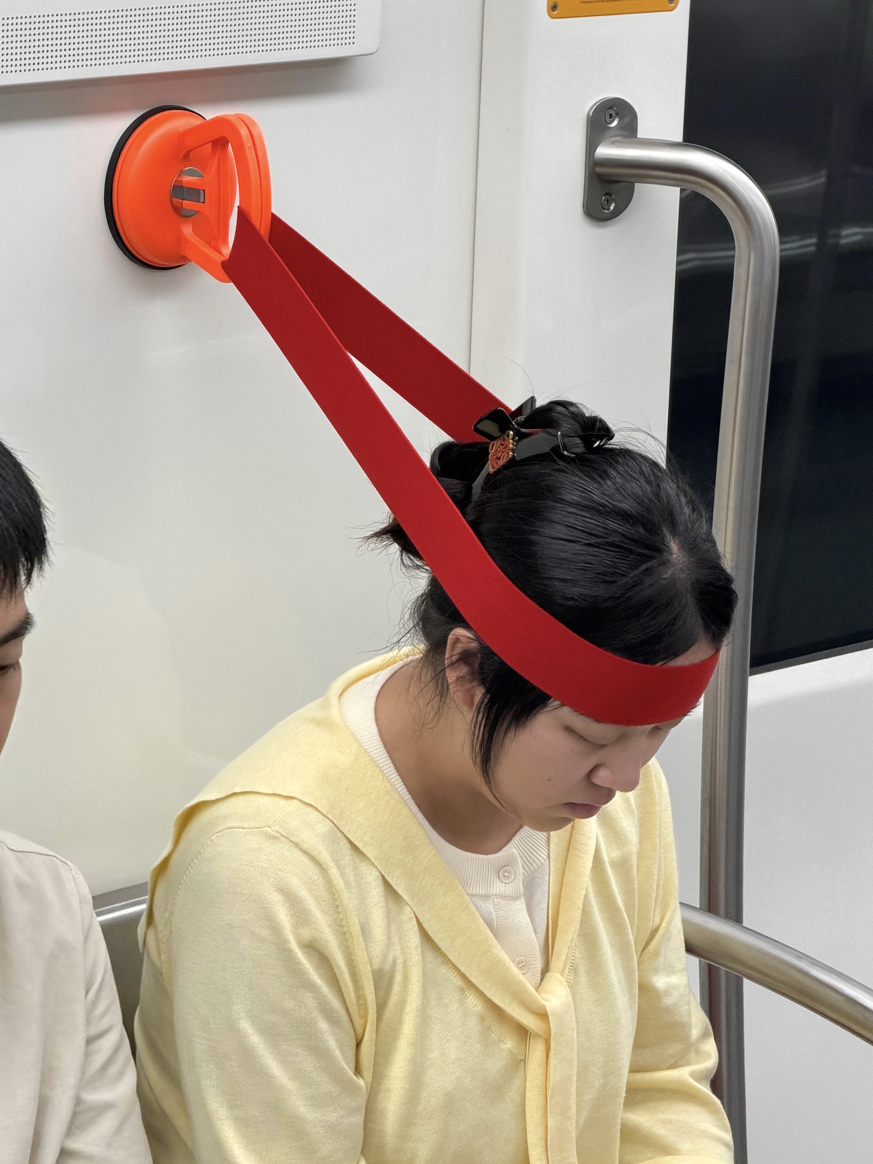 一种很新的随地大小睡…