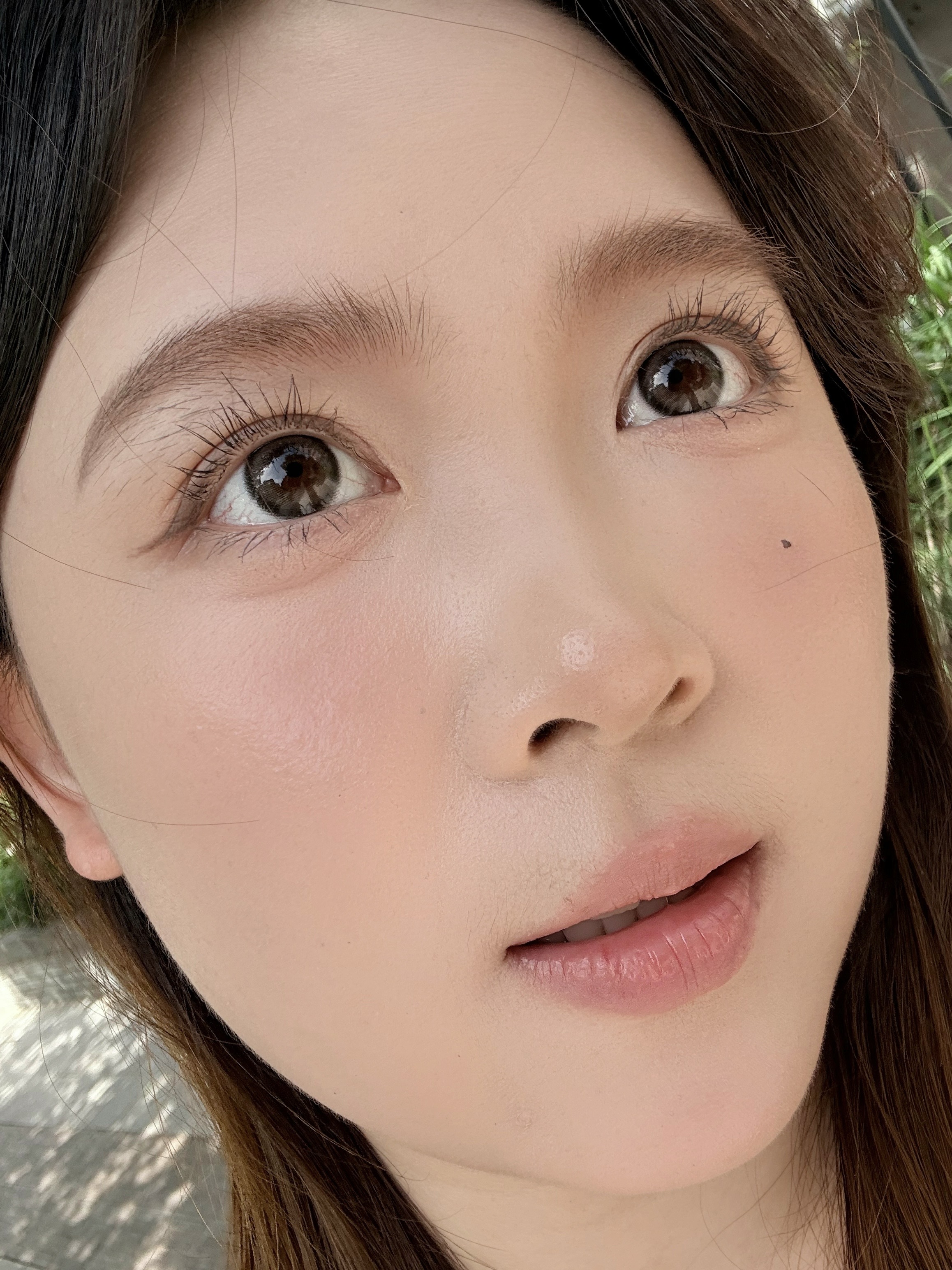 是哪个混油皮的底妆那么服帖！