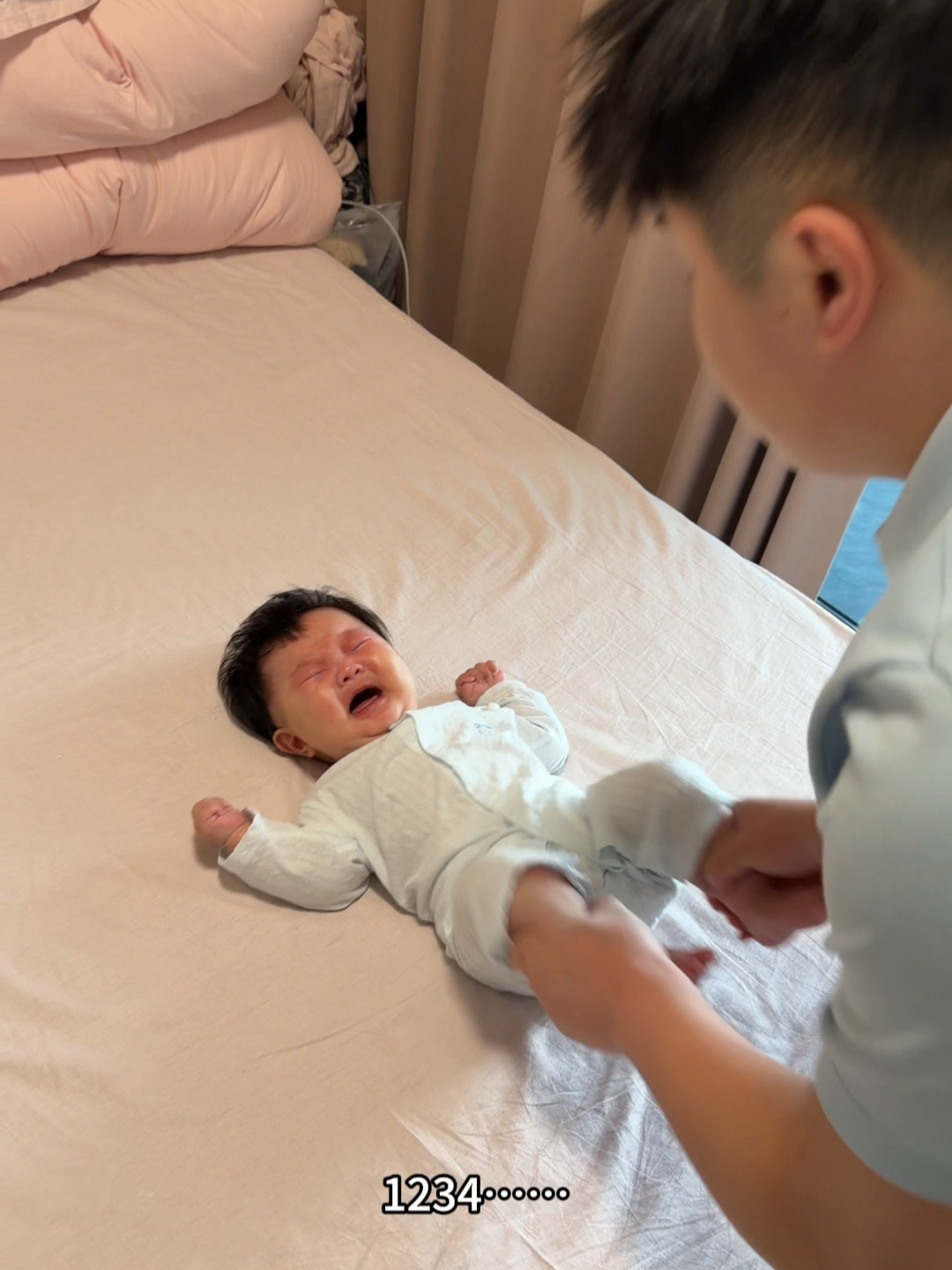 奶爸带娃也太糟心了！！