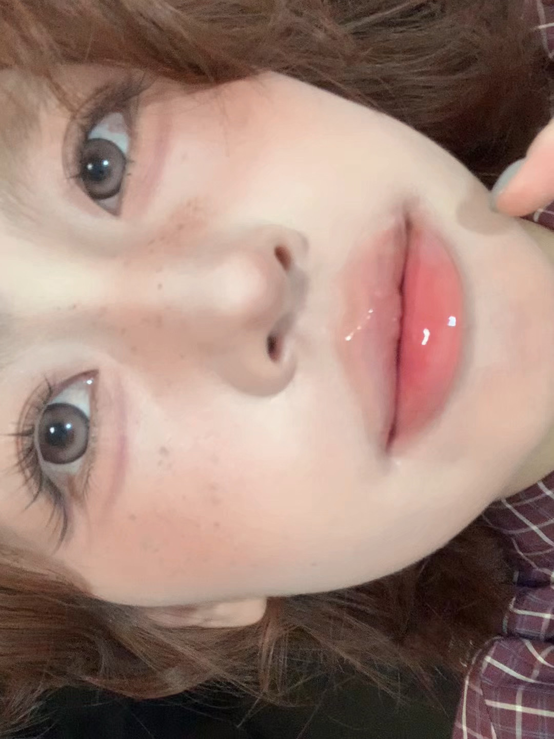 厚嘴巴怎么能不涂亮亮唇