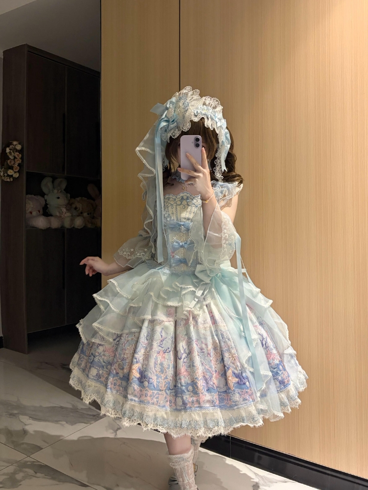 姐妹们谁懂啊，这条直接一眼草，配色和设计都在我的心巴上