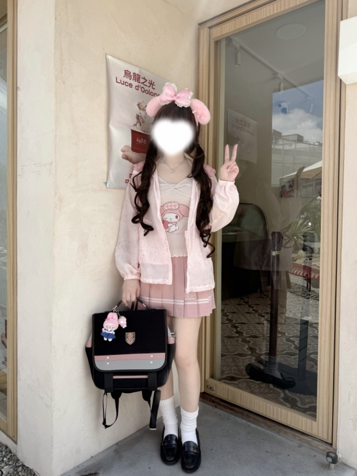梗豆物语家又和三丽鸥联名出新品了呀，这个美乐蒂也太甜了
