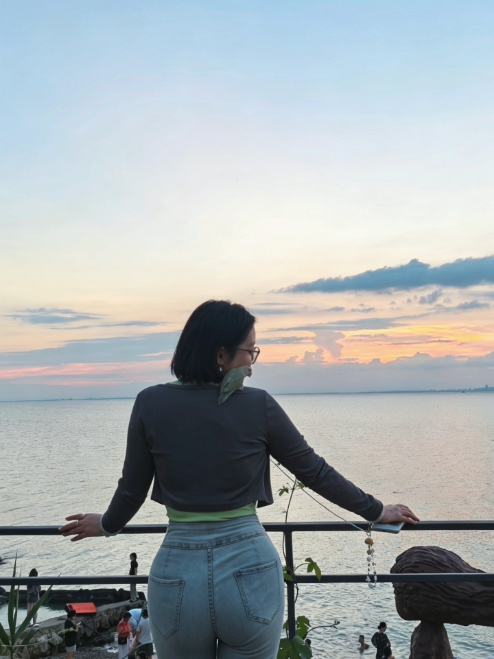 巢湖边 等到了一场绝美日落🌇