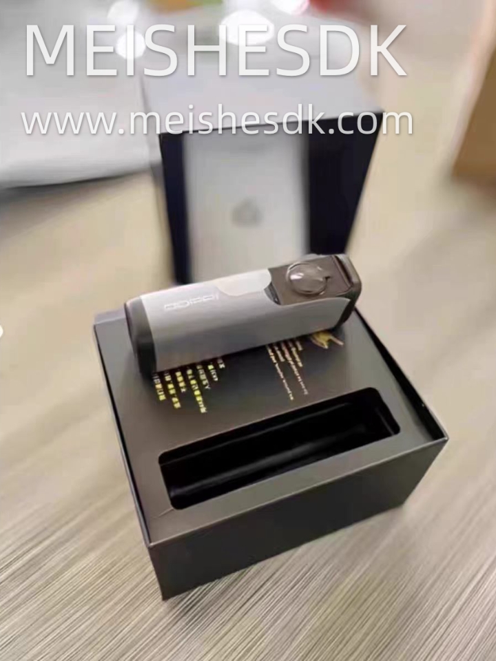 姐妹们冲！这行车记录仪比口红还小巧💄