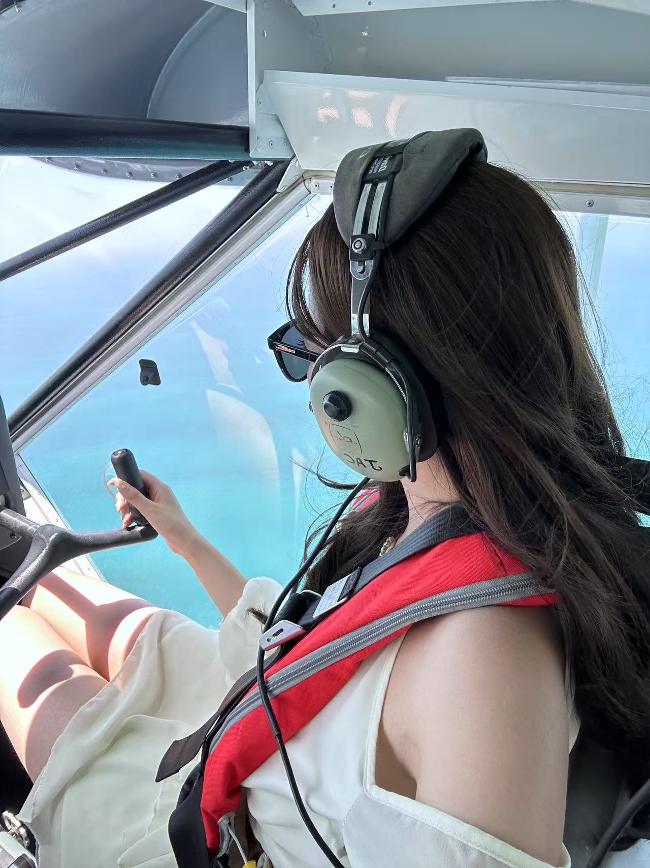🚁谁说天空只属于男人  在拉斯海马的人生体验再+1 原来开飞机这么爽