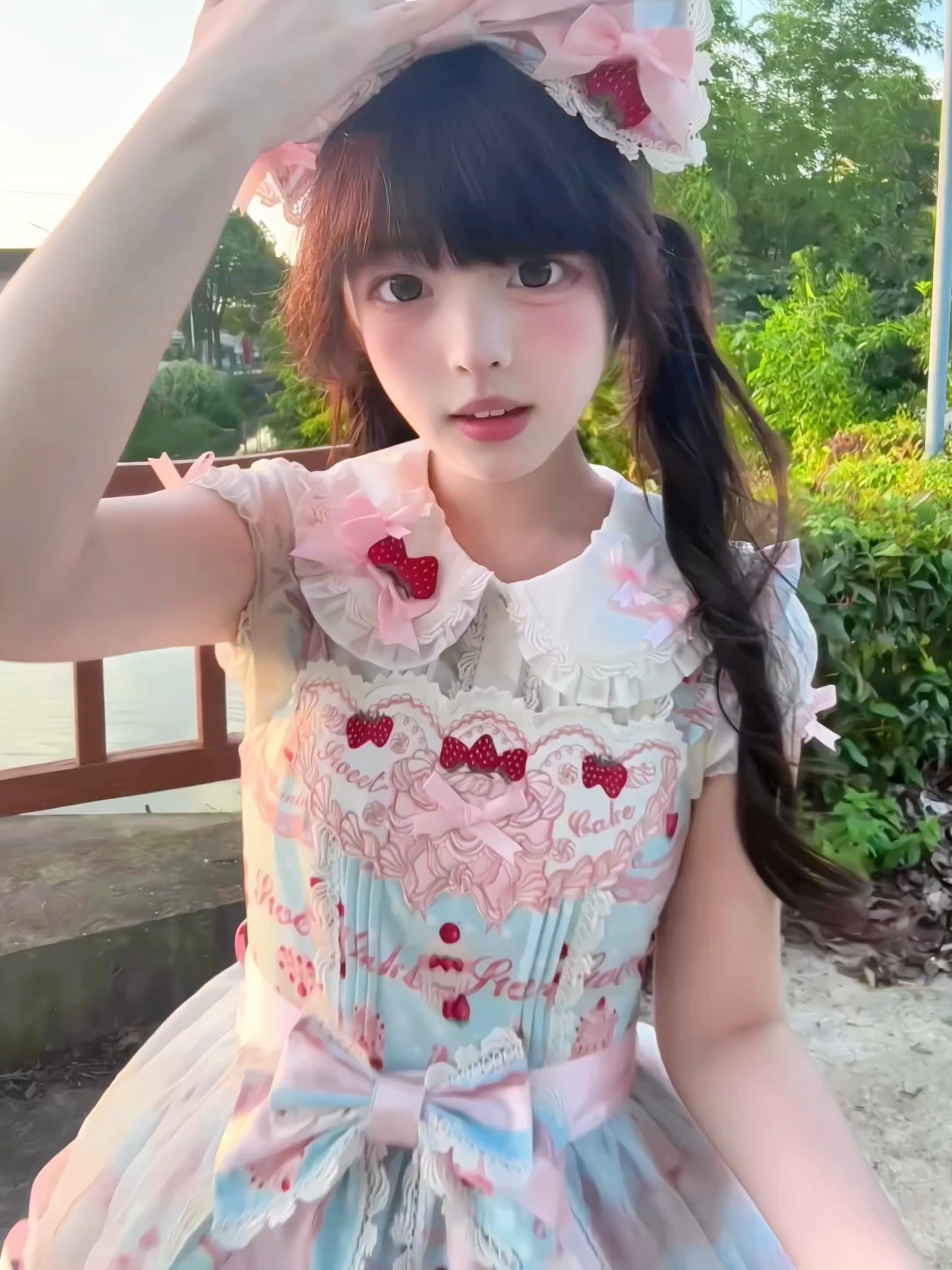 每个女孩都是可可爱爱的小蛋糕一枚～