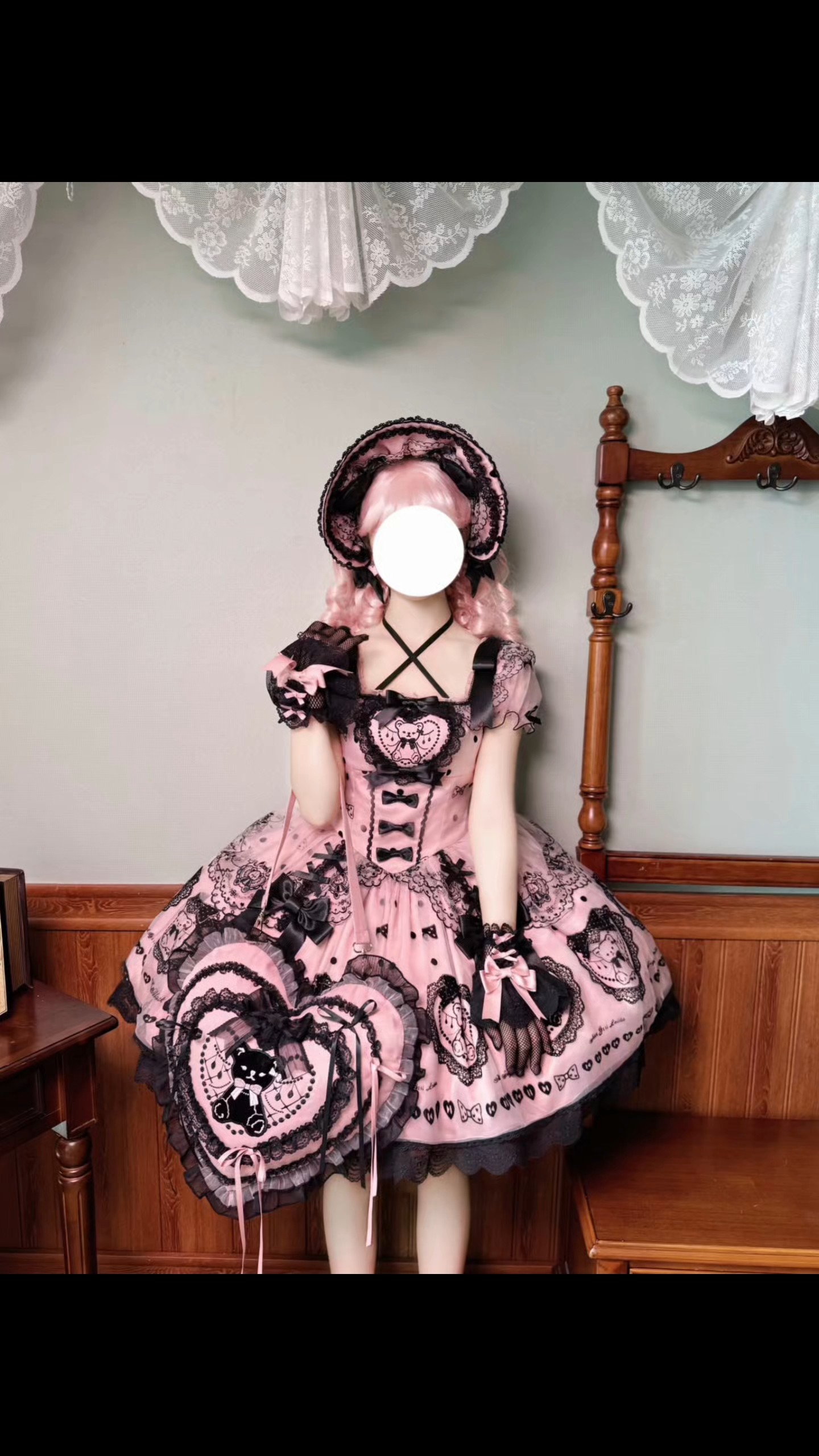 幸福就是给自己买好多漂亮的小裙子，已经在蹲Alice girl家的这条新款啦，美美哒