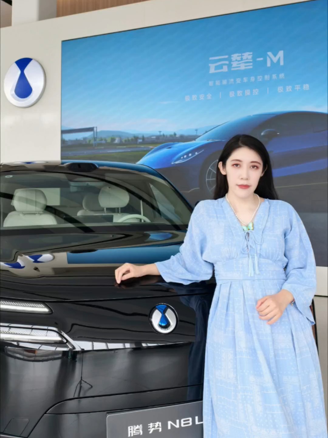 腾势N8L，这也太能装了吧！ #腾势N8L#腾势n8l大六座安全豪华suv#家庭豪华大六座该有的样子