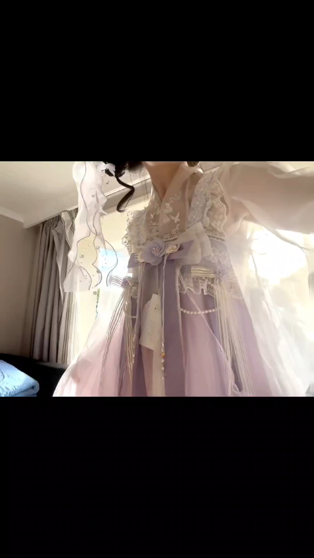 这个裙子精致到骨子里！终于在我有钱的时候再贩了