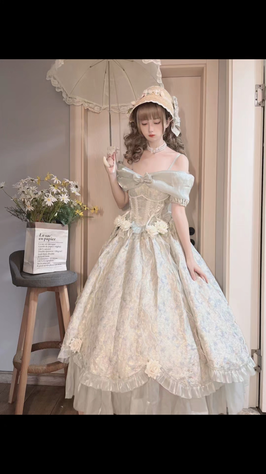 被葡萄冻冻家这条礼服裙种草的死死的，怎么可以这么优雅啊#葡萄冻冻原创设计 #礼服裙 #公主裙 #仙女裙