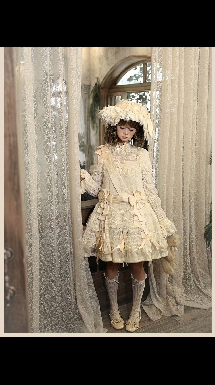 蕾丝娃娃怎么如此美貌！ 整体设计好萌好乖巧啊～#吃我一波Lolita安利 #Lolita日常 #Lolita #Lolita装扮