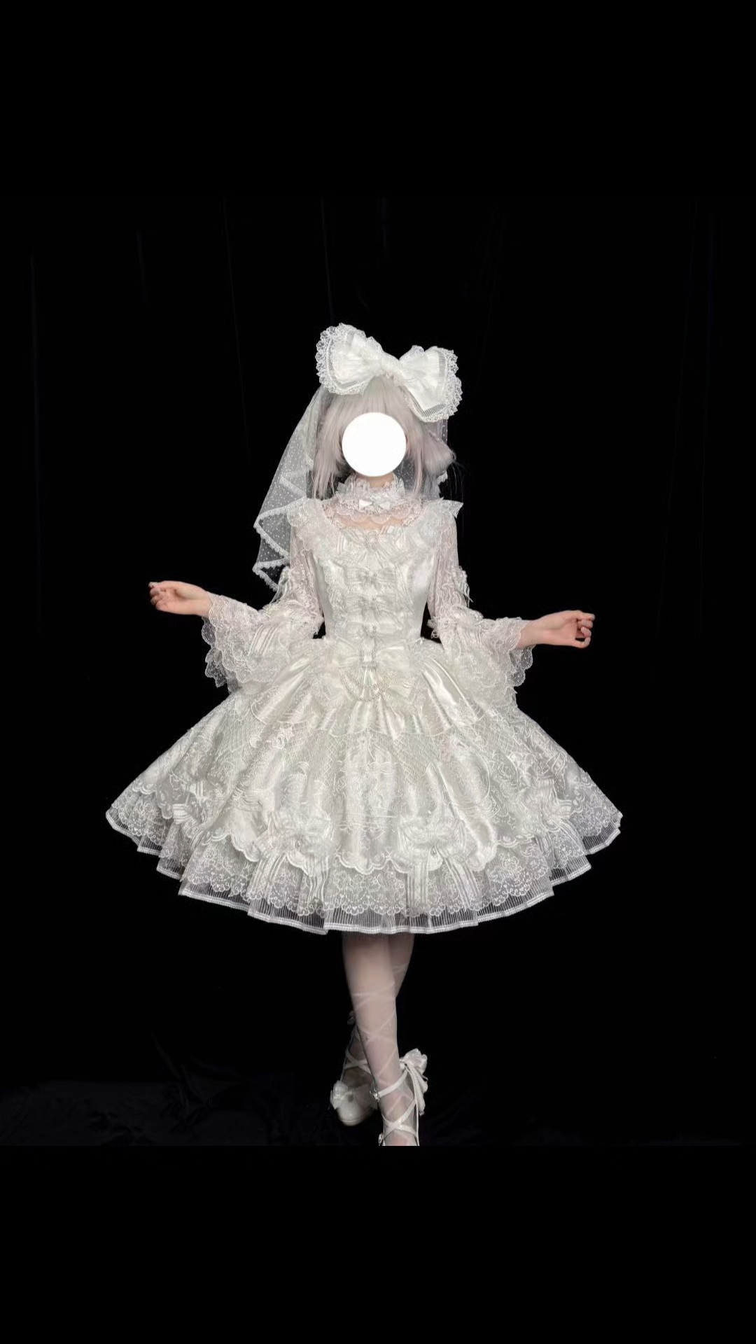 超级华丽的小裙子，白色真的超级梦幻啊，特别喜欢仙气飘飘的裙子