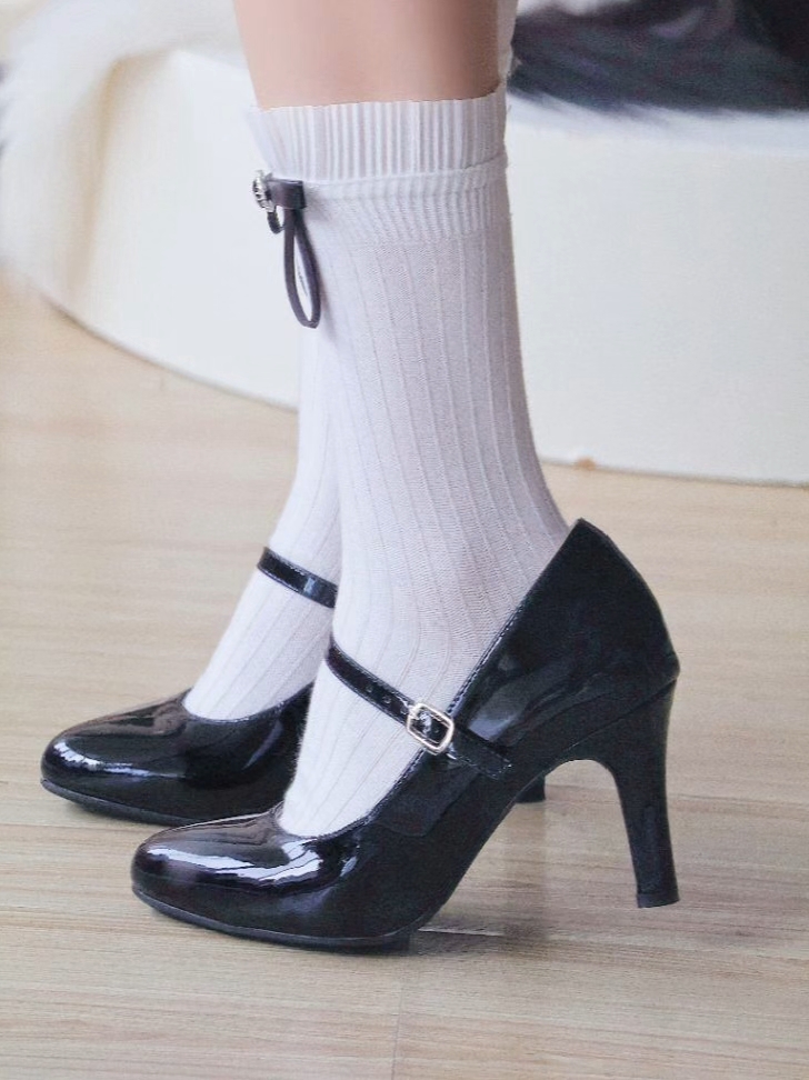 集美们一定不要错过素版花笺呀！ 有骑这个黑色，尊嘟超级nice-#桃小坞 #Lolita鞋 #lo鞋安利