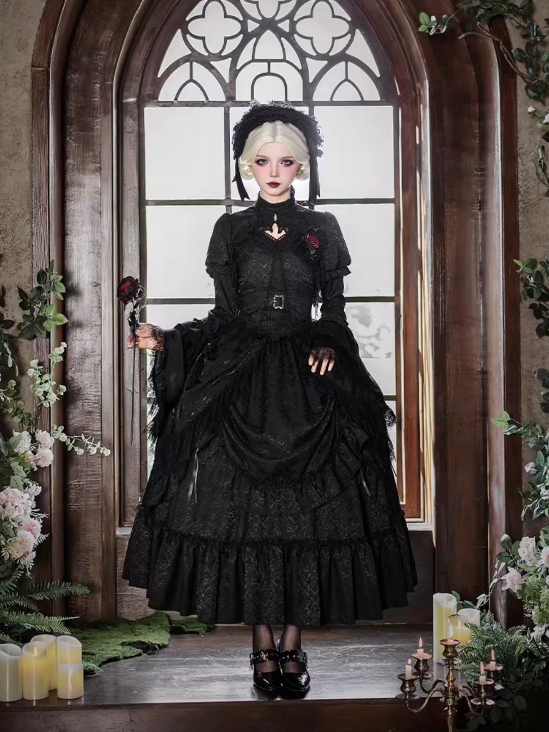 喜欢哥特风格的有福啦，立领+姬袖更显华丽感，裙摆也是可抽拉的  #Lolita #lo #lo安利