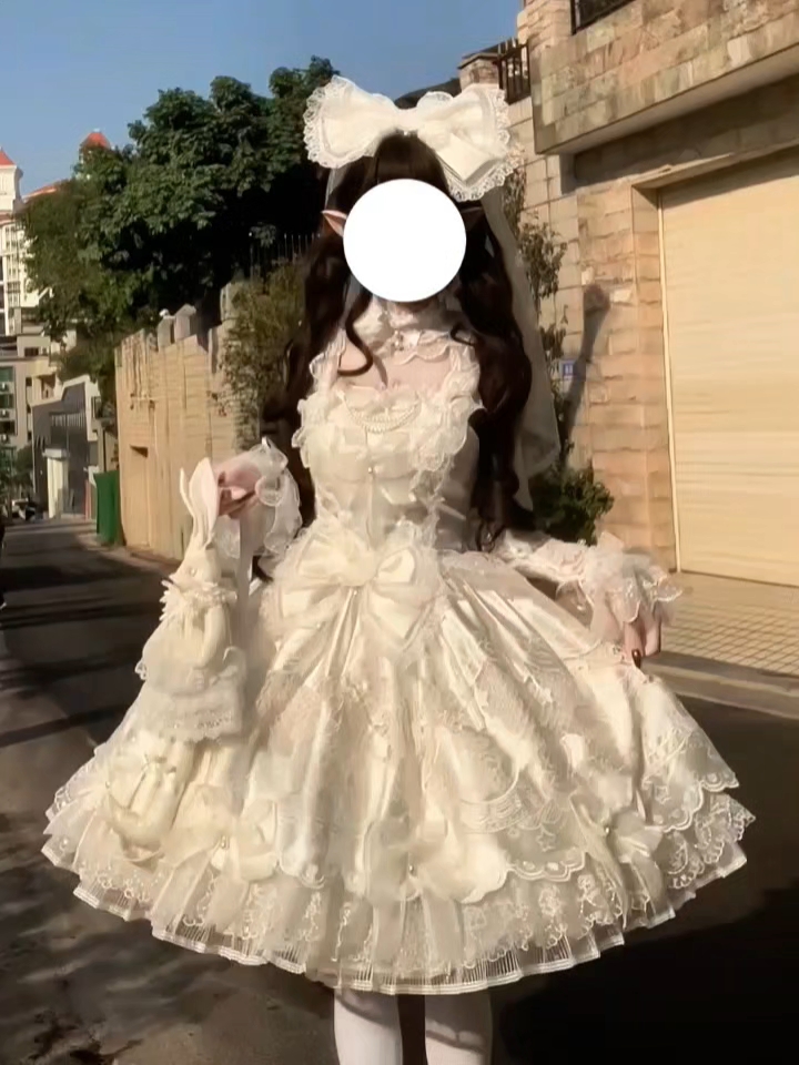 暖光下的纯白真的好温柔