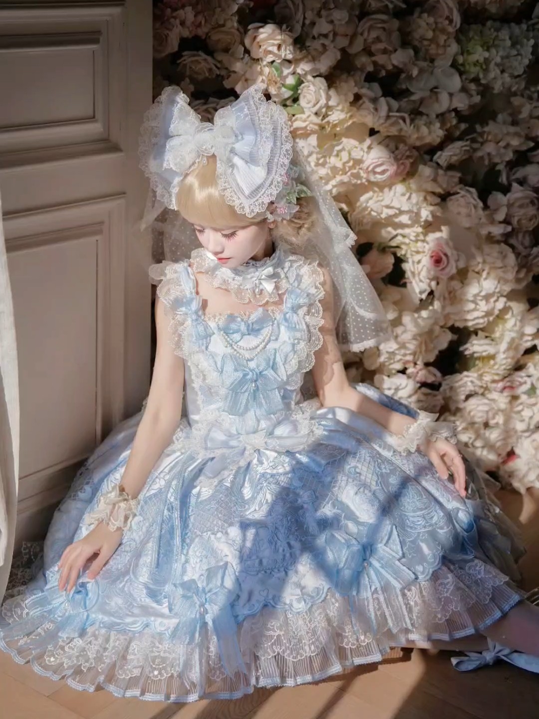 短款花嫁也是如此的貌美，蓝色真的好像冰雪精灵