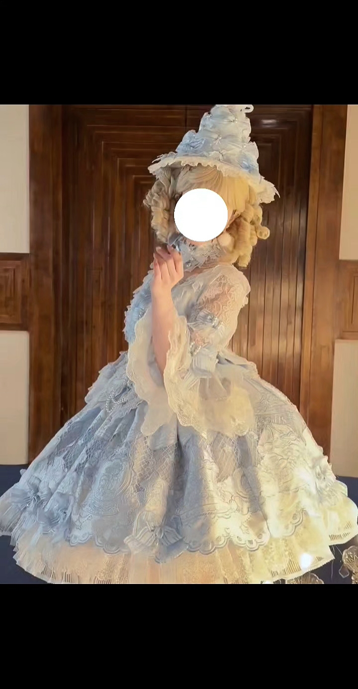 像冬日里偷偷点亮灯光的冰雪精灵❄️